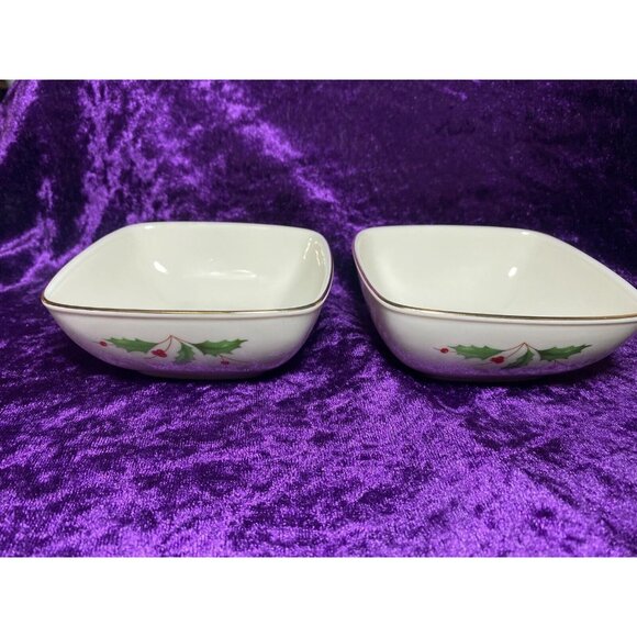 Lenox Holiday Christmas Dipping Bowl Set Of 2 Square Holly and Berry Design - Picture 6 of 8